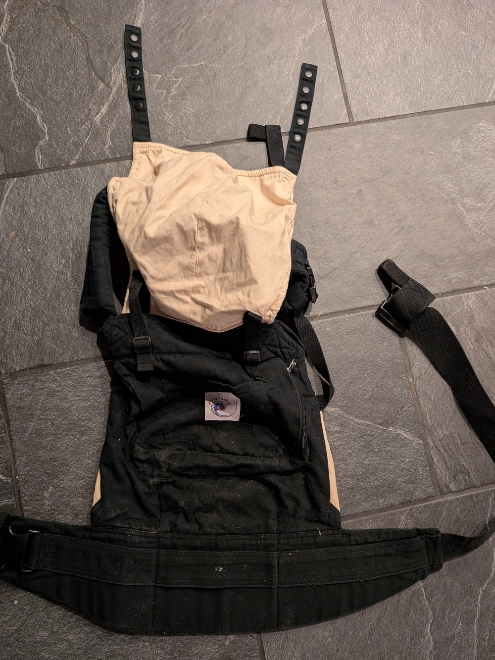 Ergobaby Carrier Black and Cream